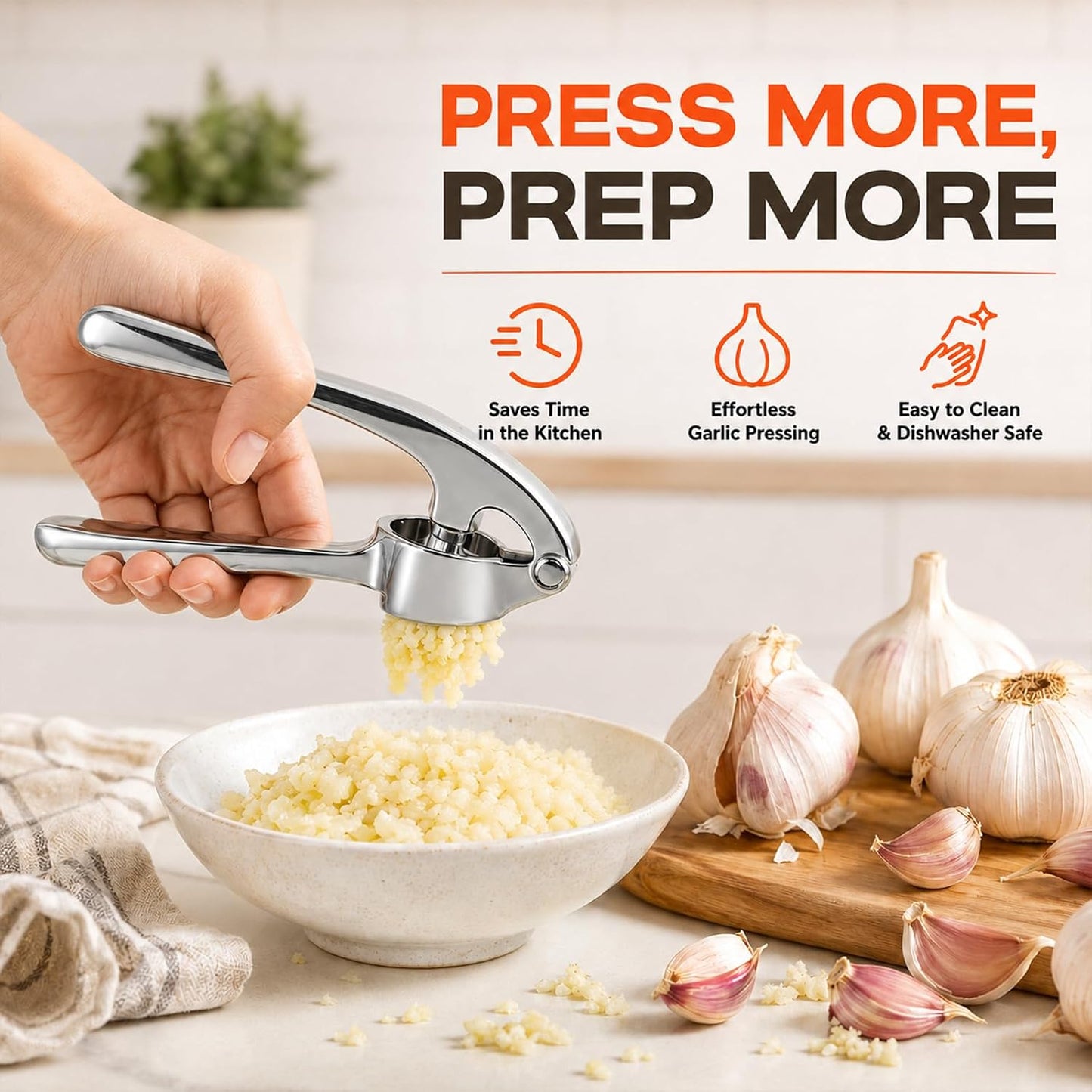 CUNSENR Garlic Press Set, Premium Rust Proof Garlic Mincer Tool with Ergonomic Handle, Easy Squeeze & Easy Clean Garlic Crusher, Dishwasher Safe with Silicone Peeler and Brush - Silver