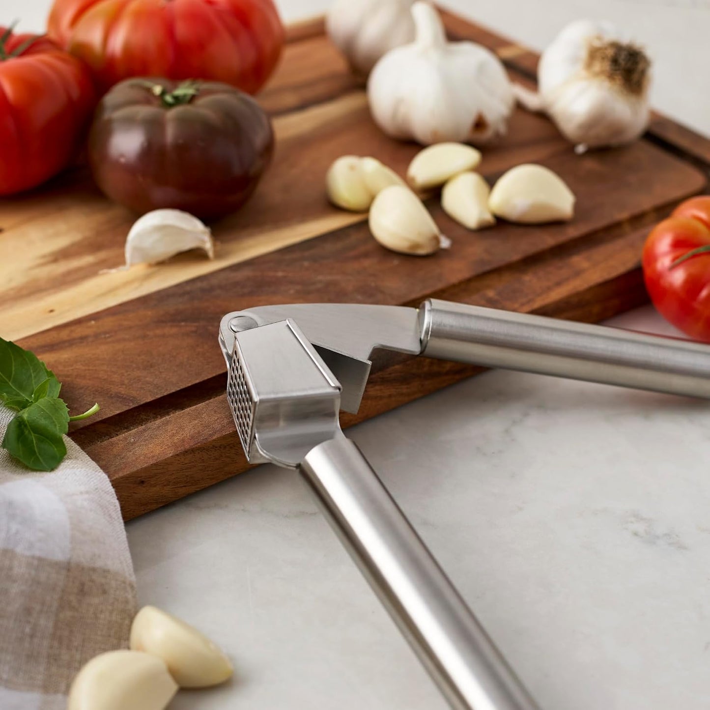 HENCKELS Stainless Steel Garlic Press